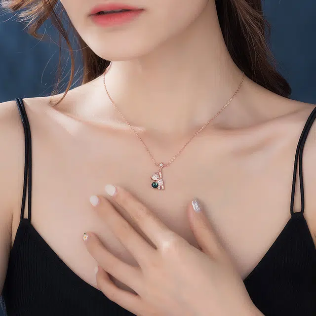 S925