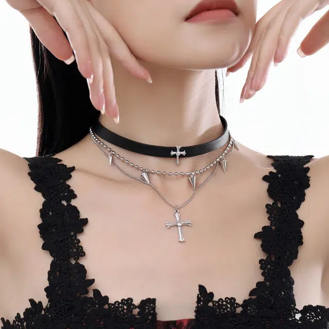 阿葱饰品 双层叠戴流苏十字架项链 甜酷辣妹摇滚风性感小众设计锁骨链 独特个性百搭高级感#好运 合金 颈链 女款