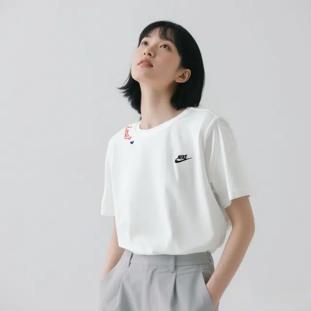 Nike T