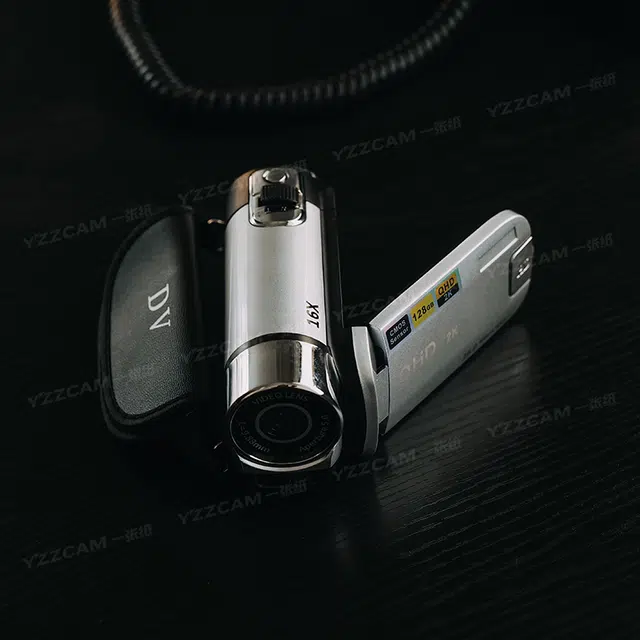 西瓜藤 高清手持 翻盖旋转屏 数码照相机 摄像机 智能玩具