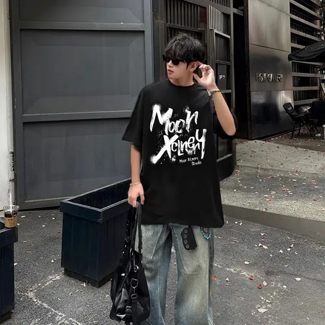 MOOR XCLNERY T
