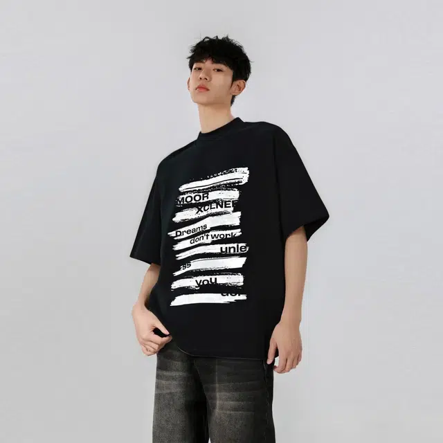 MOOR XCLNERY T