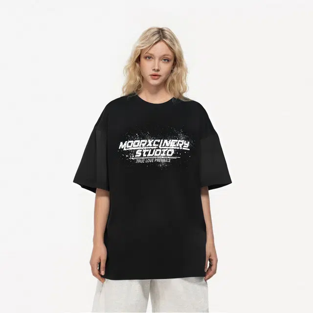 MOOR XCLNERY logoT