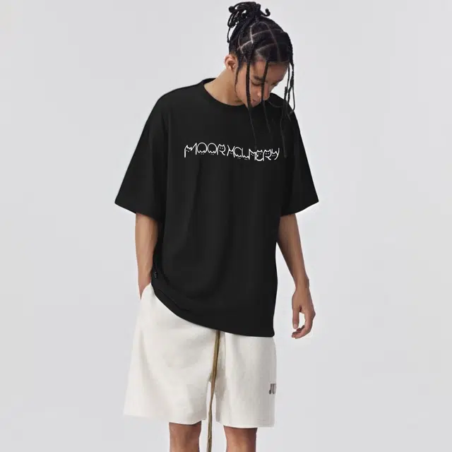 MOOR XCLNERY logoT