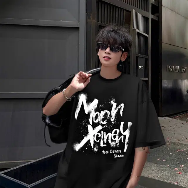 MOOR XCLNERY T