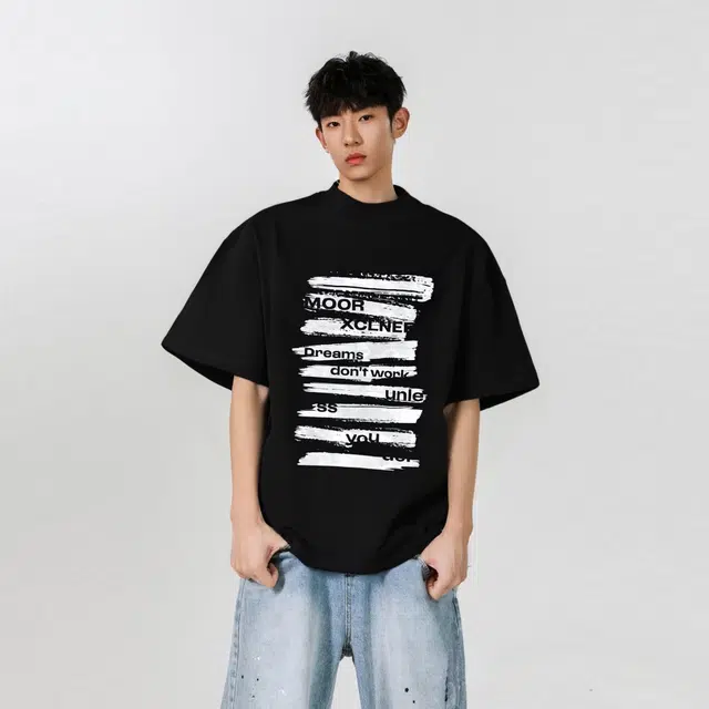 MOOR XCLNERY T