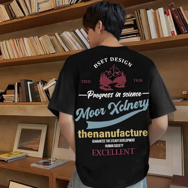 MOOR XCLNERY logoT