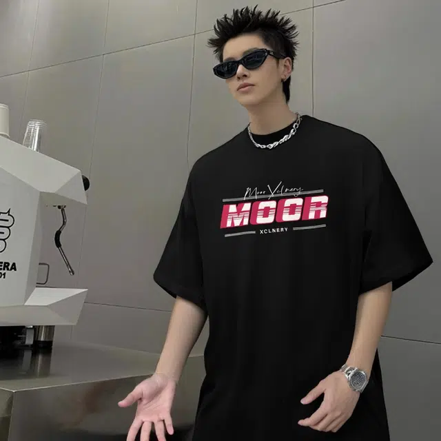 MOOR XCLNERY T