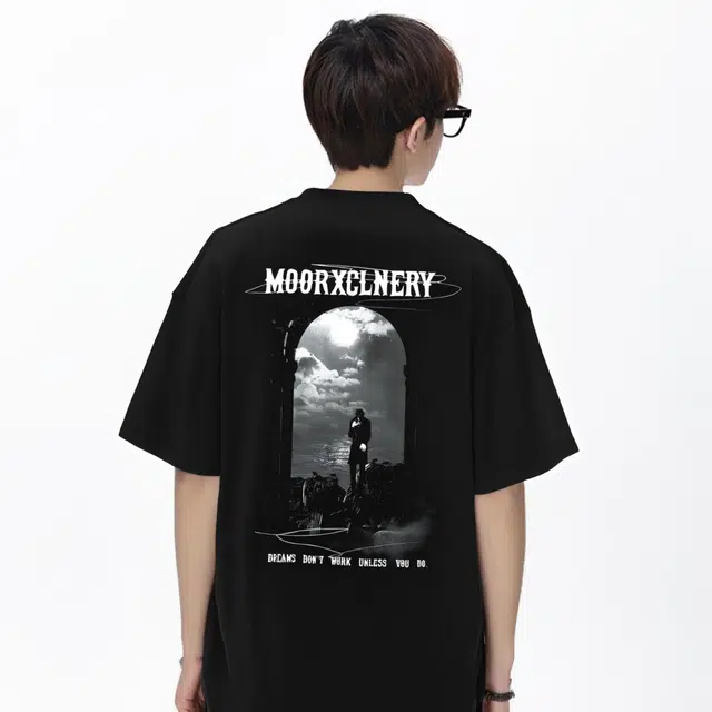 MOOR XCLNERY logoT