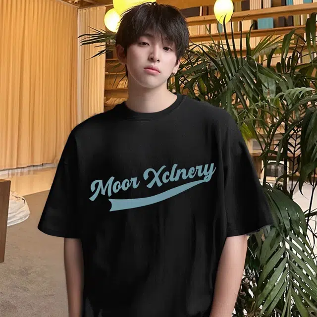 MOOR XCLNERY logoT