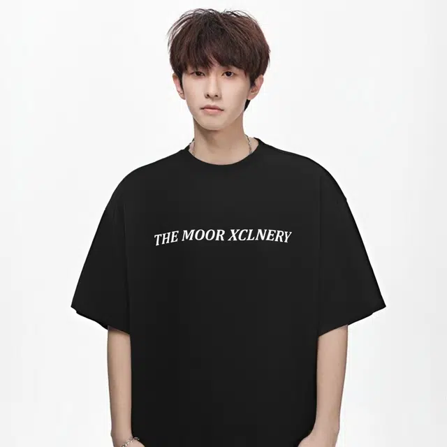 MOOR XCLNERY T