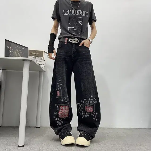 RVANGUARD 2025