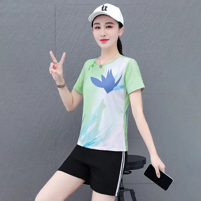 新世家族 冰感吸湿排汗速干透气舒适拼色印花圆领冰丝短袖短裤两件套运动休闲户外骑行跑步训练球衣瑜伽健身套装 女款
