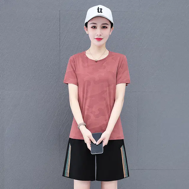 新世家族 气质时尚百搭透气简约短袖短裤休闲套装 女款