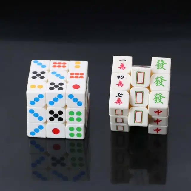 万格 三阶麻将个性创意夜光麻将益智玩具 魔方