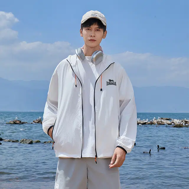 LONSDALE UPF50+