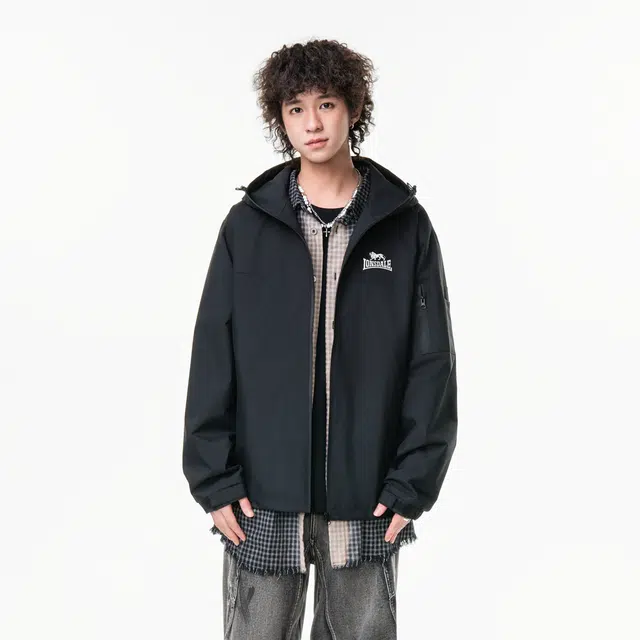 LONSDALE