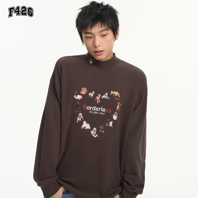 F426 Turtleneck Heart Print Long Sleeve Tee