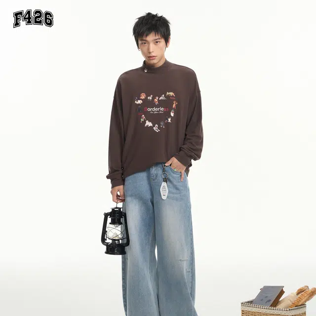 F426 Turtleneck Heart Print Long Sleeve Tee