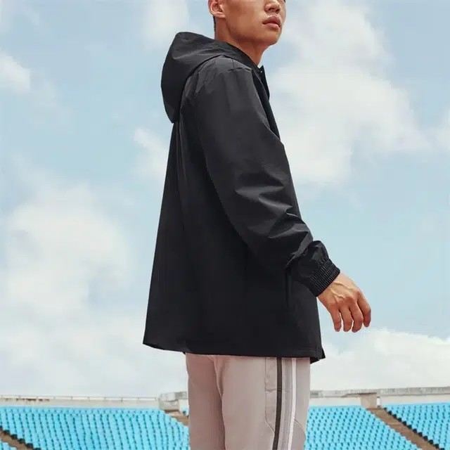 adidas Entrada 22 Varied-Weather Logo