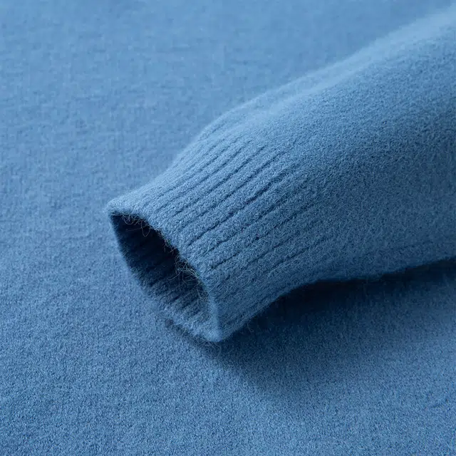 卡丹狄诺 宽松扩版情侣款两翻领加厚毛衣 男女同款