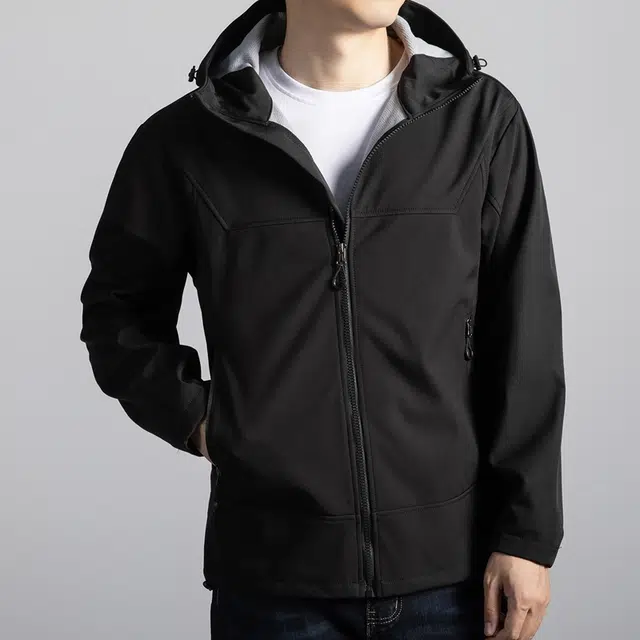 卡丹狄诺 防风抗皱秋季连帽外套舒适轻奢品质运动户外休闲夹克 男款