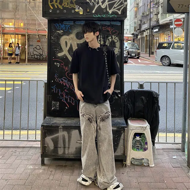 SRKJ T