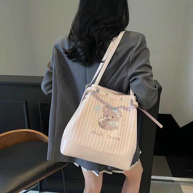 vack PU Tote