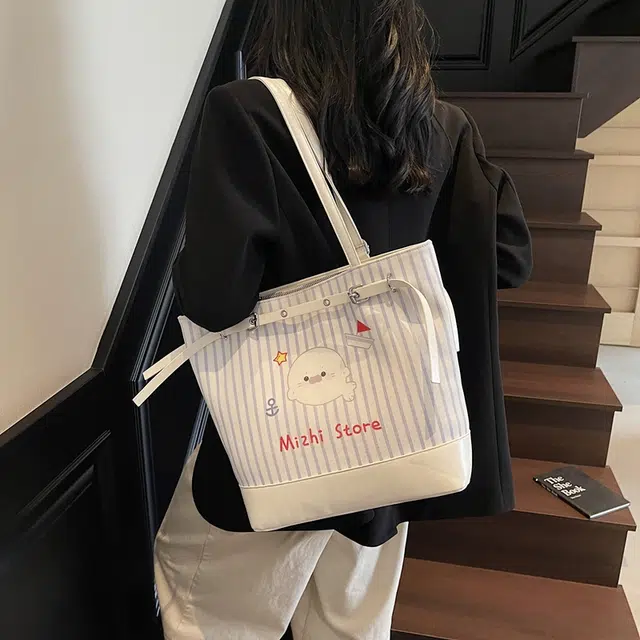 vack PU Tote