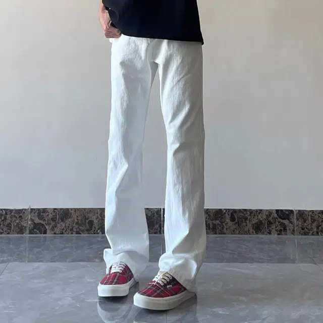 CORNILOT vibe