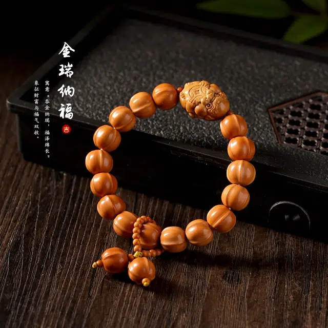 茂琼 招财 纳福 吉祥鲨鱼背搭配雕刻吞金兽盘玩珠串文玩佛珠手饰#好运 橄榄核 手串 男女同款情侣款