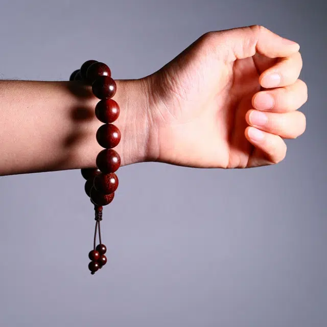 茂琼 招财进宝万事顺遂好运连连文玩盘玩念珠藏式盘玩佛珠文玩配饰国风中式轻奢高端老料款高油密古风木作 紫檀属 手串 男款