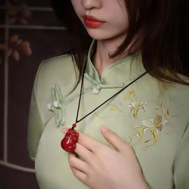 茂琼 简约 时尚 高含量貔貅吊坠貔貅本命年小众百搭高级感#好运 朱砂 项链 男女同款情侣款