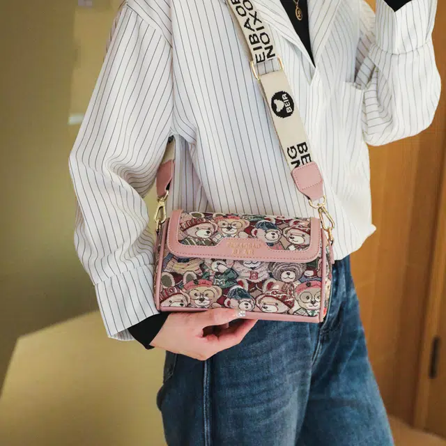 北包包 小熊印花休闲百搭宽背带 布 单肩斜挎包 女款 多色
