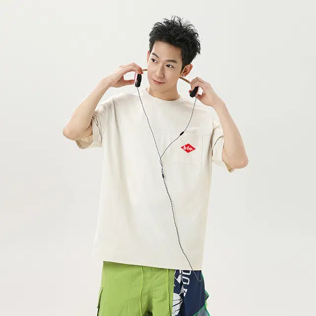 Lee Cooper T