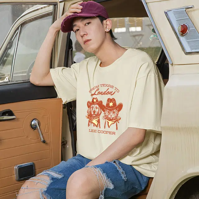 Lee Cooper T