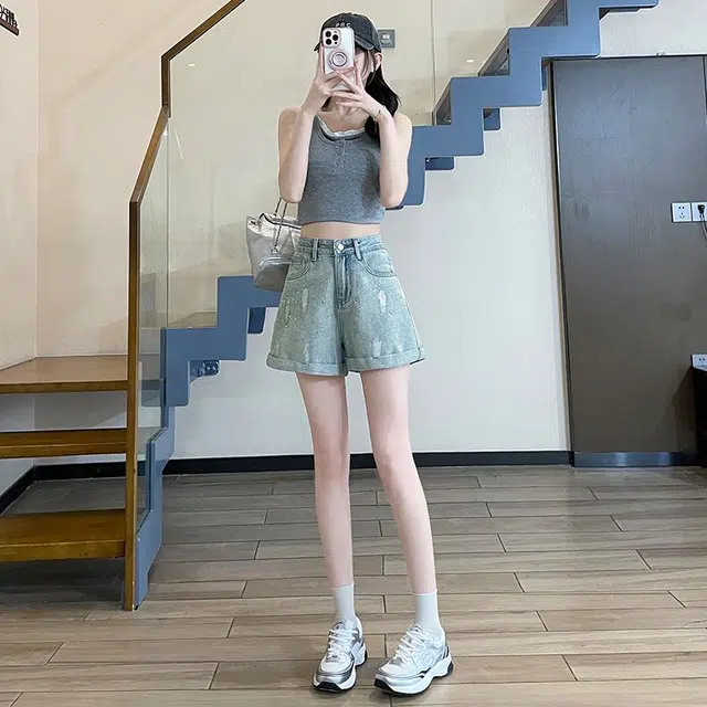 YICHEN A