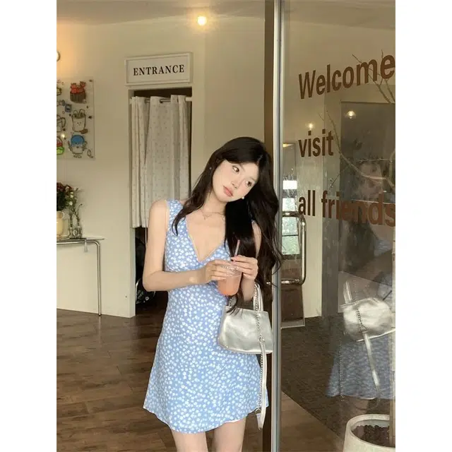YICHEN vA