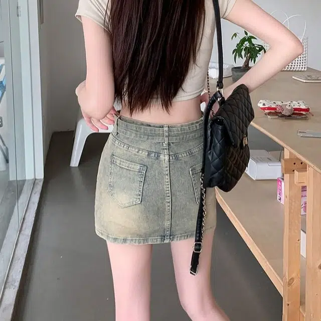 YICHEN A