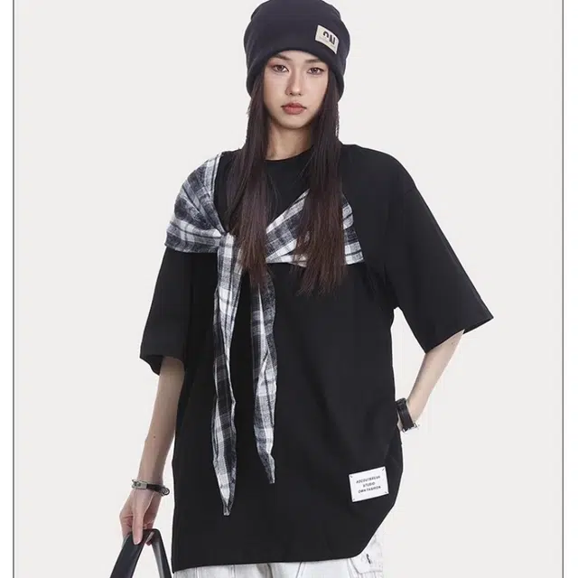 PIERRE CARDIN T