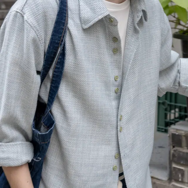 几立 棉麻混纺纹理感长袖纯色方领宽松型衬衫 男女同款
