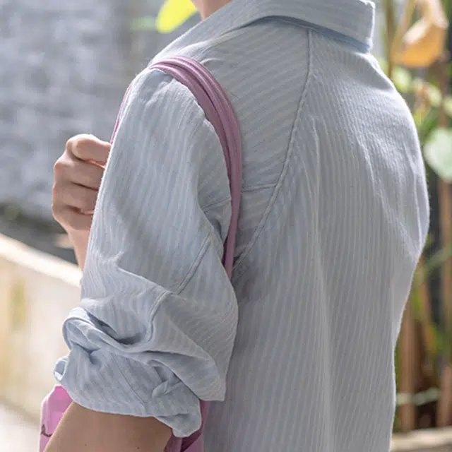 几立 时尚百搭潮流宽松翻领条纹长袖衬衫 男女同款
