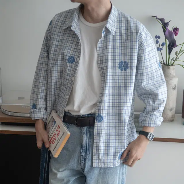 几立 美式复古校园风十字绣花朵刺绣日常通勤休闲百搭蓝色格子长袖衬衫 男女同款