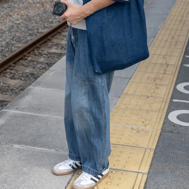 几立 美式复古日常通勤竹节纹理水洗做旧休闲百搭纯棉宽松直筒牛仔裤 男女同款