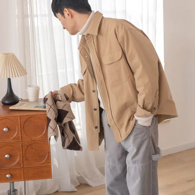 几立 宽松加绒纯色常规长袖翻领夹克 男女同款