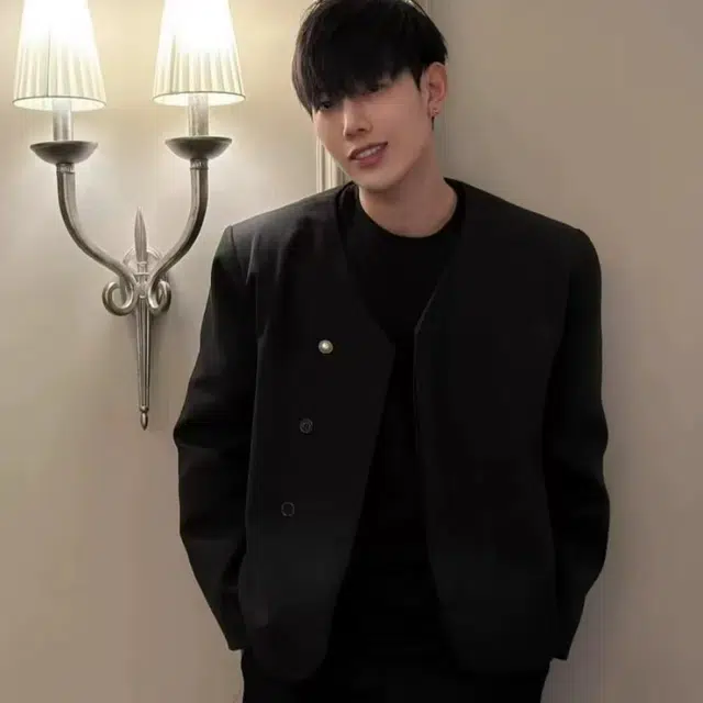 一碗士多 无领纯色三粒扣不规则垫肩暗黑风韩系设计感高级感简约山本风潮流百搭显瘦时尚冷淡系穿搭西装 男女同款