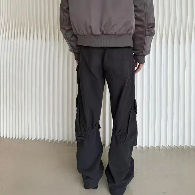 一碗士多 美式复古高街小众百搭纯色做旧水洗绑带多口袋设计宽松阔腿直筒户外通勤垂感拖地废土风痞帅牛仔裤 男女同款