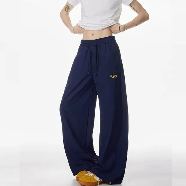 一碗士多 直筒刺绣高级感设计时尚美式复古慵懒风工装裤微喇通勤日常百搭弯刀裤舒适宽松跳舞出片纯色长款休闲裤 男女同款