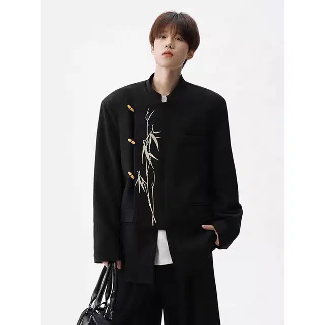 一碗士多 刺绣纯色纽扣多口袋新中式复古高街时尚流行痞帅个性高级设计日常通勤宽松舒适百搭不挑人西装 男女同款