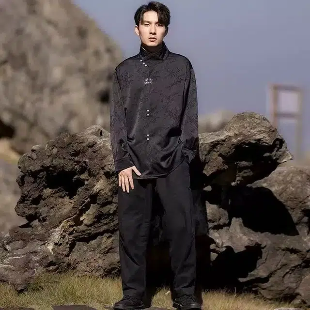 一碗士多 新中式缎面不规则盘扣暗纹唐装立领国风复古改良汉服搭配马面裙道袍中山装飞机袖日常百搭休闲宽松舒适衬衫 男女同款